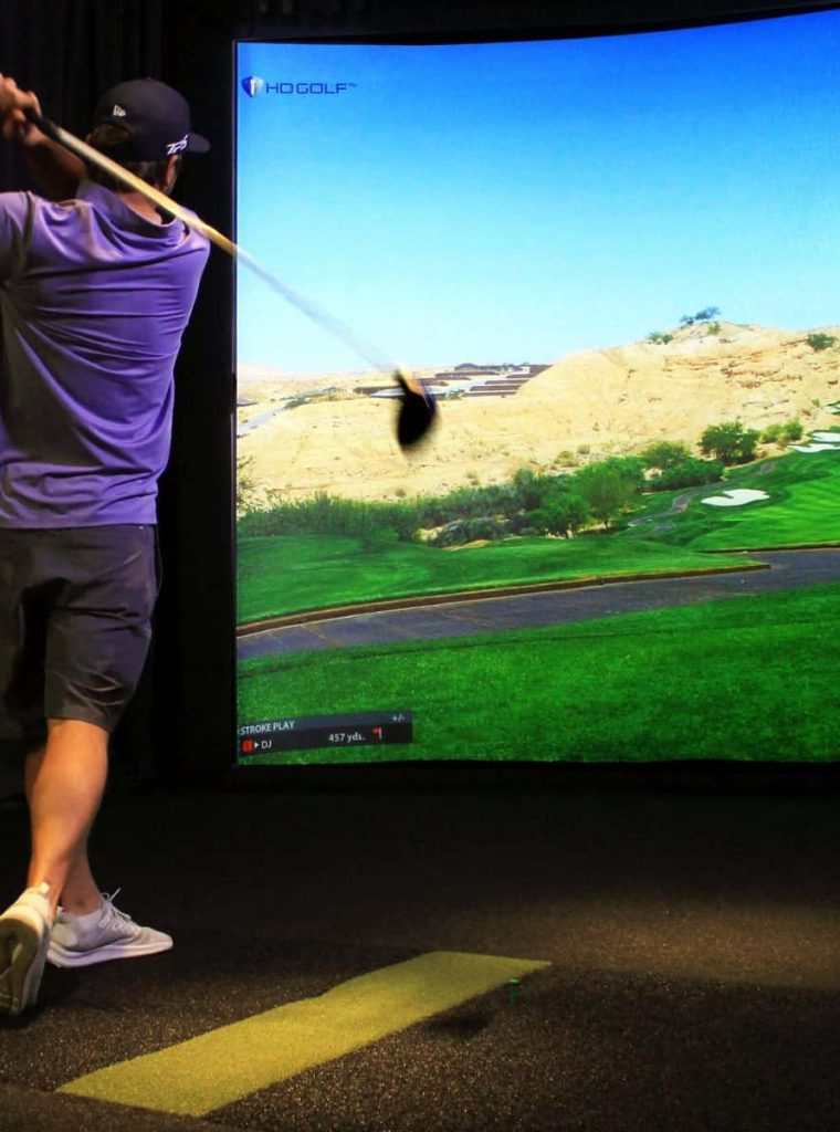 indoor golf simulator des moines